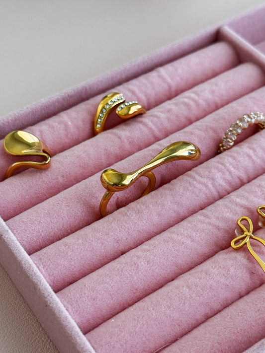 Molly Ring