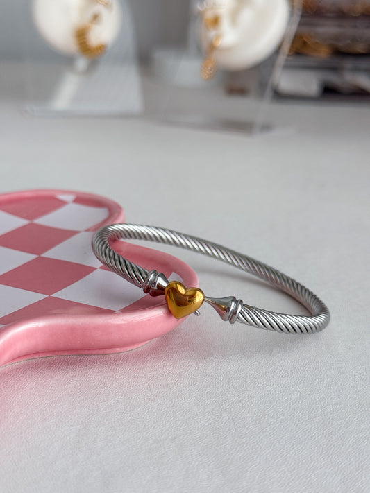 Gold Heart Bangle