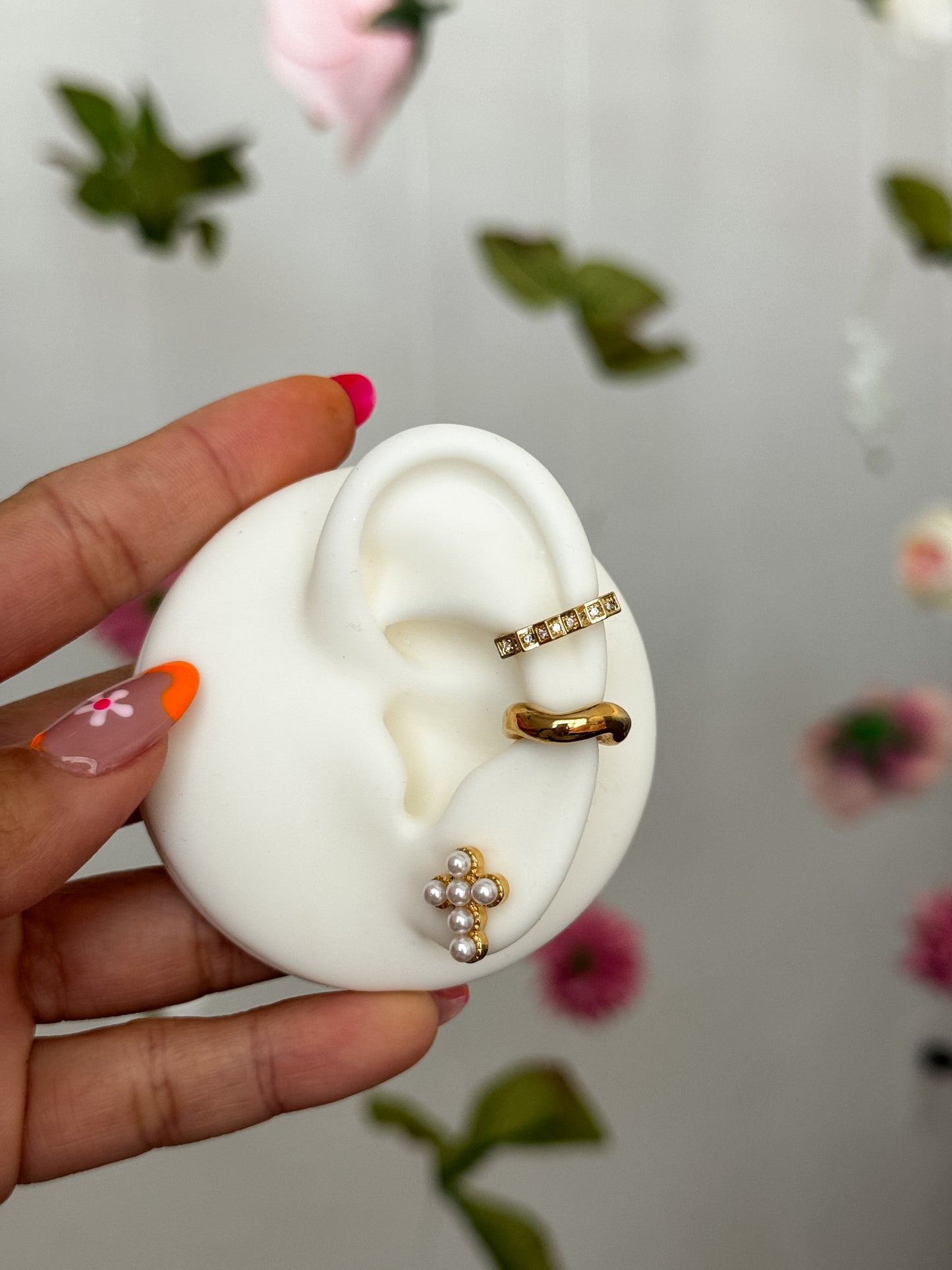 Hanni Earcuff