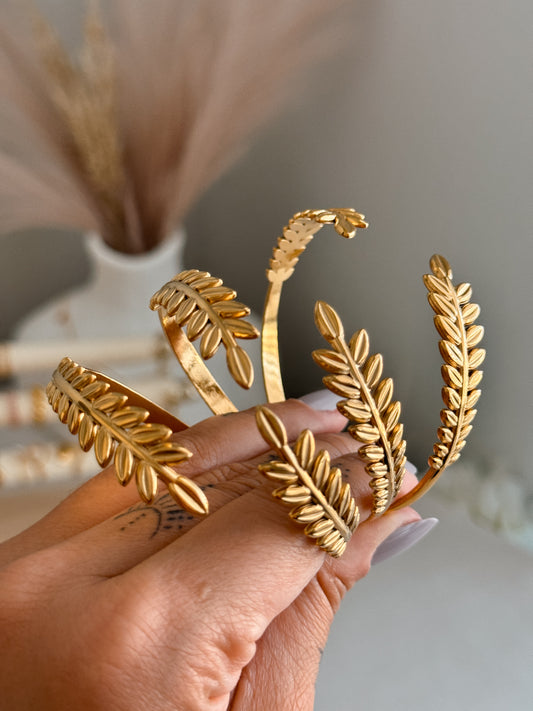 Leaves Cuff